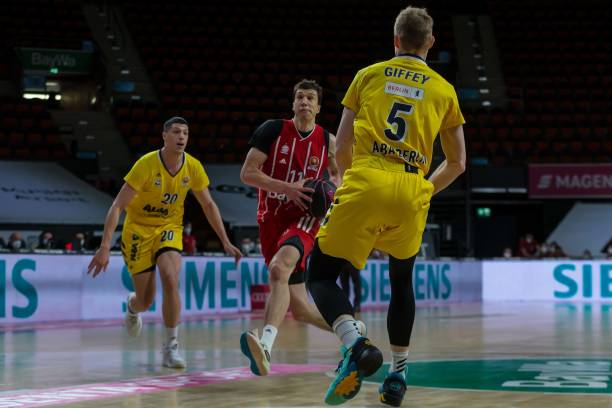 对于巴塞罗 对于巴塞罗